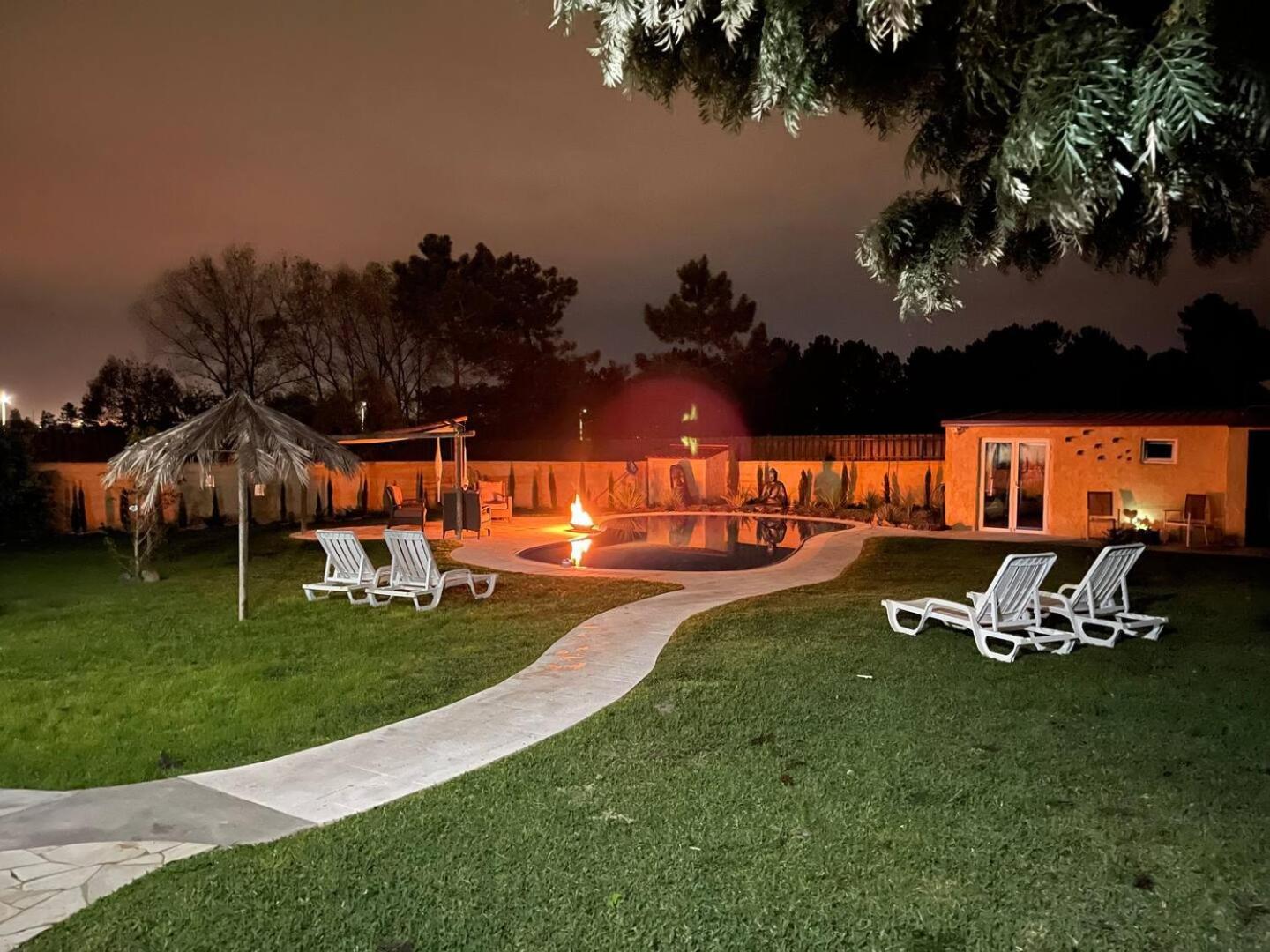 A Casa Do Lago Camarate  外观 照片